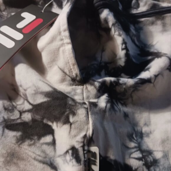 FILA Women's shorts Size Large Dare To Be Great Training shorts French Terry NWT - Picture 10 of 11